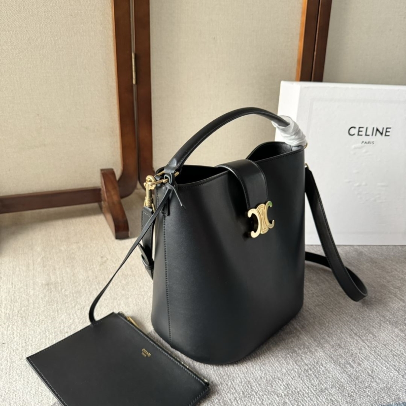 Ce1i*e bucket bags